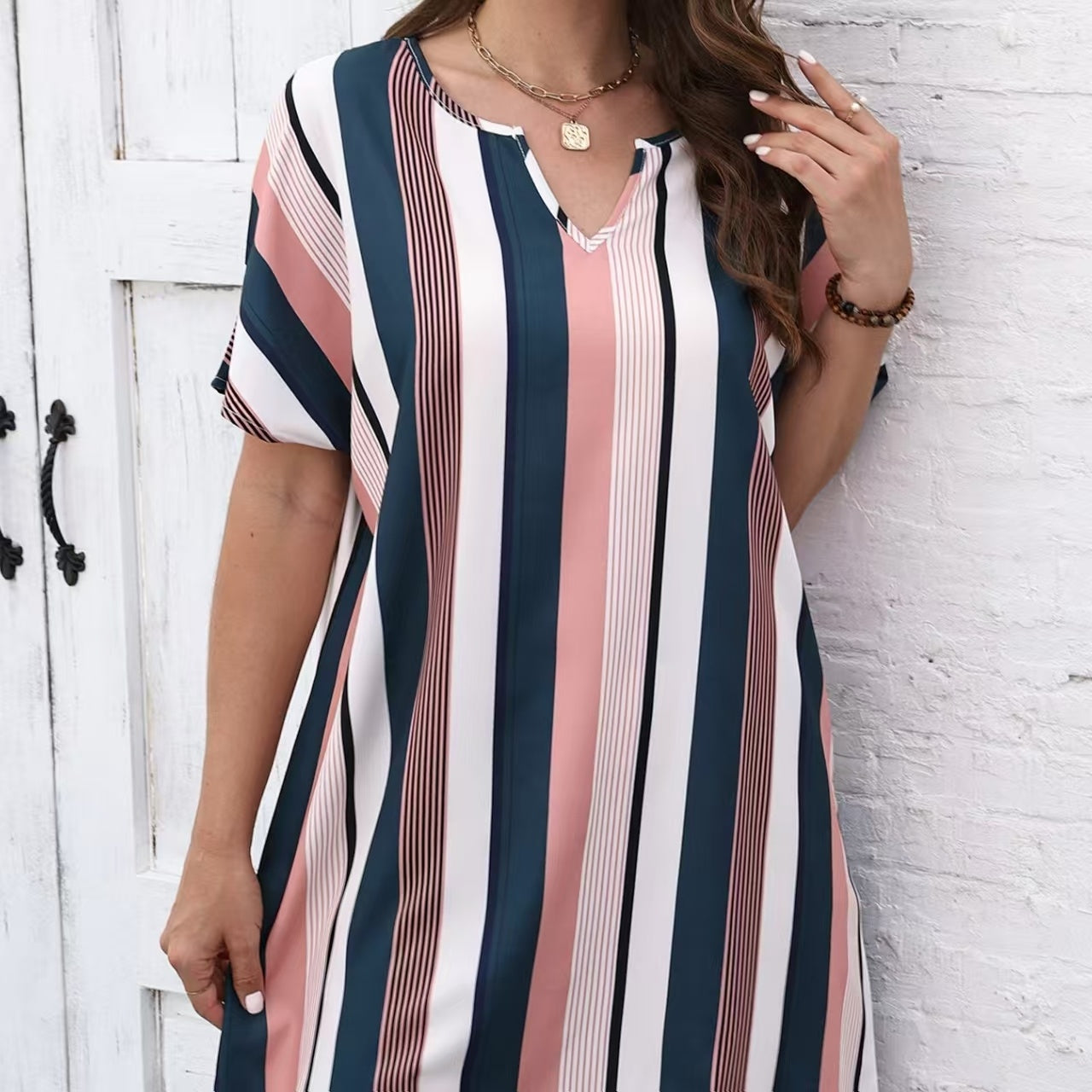 Ladies' Contrasting Striped Print V-Neck Short Dress – Casual Loose Fit for Effortless Style
